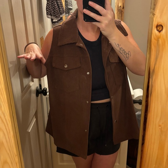 Women’s Brown Corduroy / Ribbed Vest, SHEIN Size 1XL - Picture 4 of 8